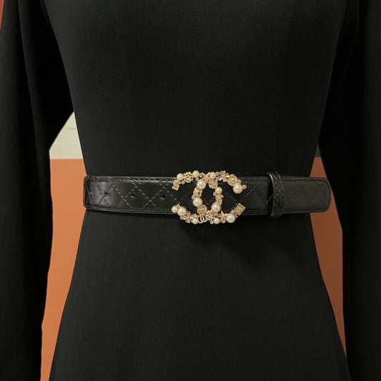 Pearl & Crystal Arc Buckle Belt | Black Quilted Leather