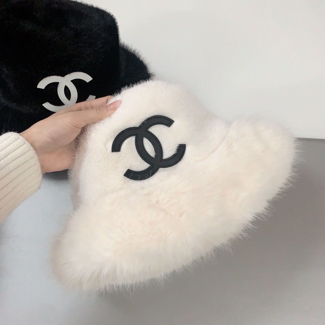 Women’s Faux Fur Bucket Hat Winter Warm Plush Furry Hat