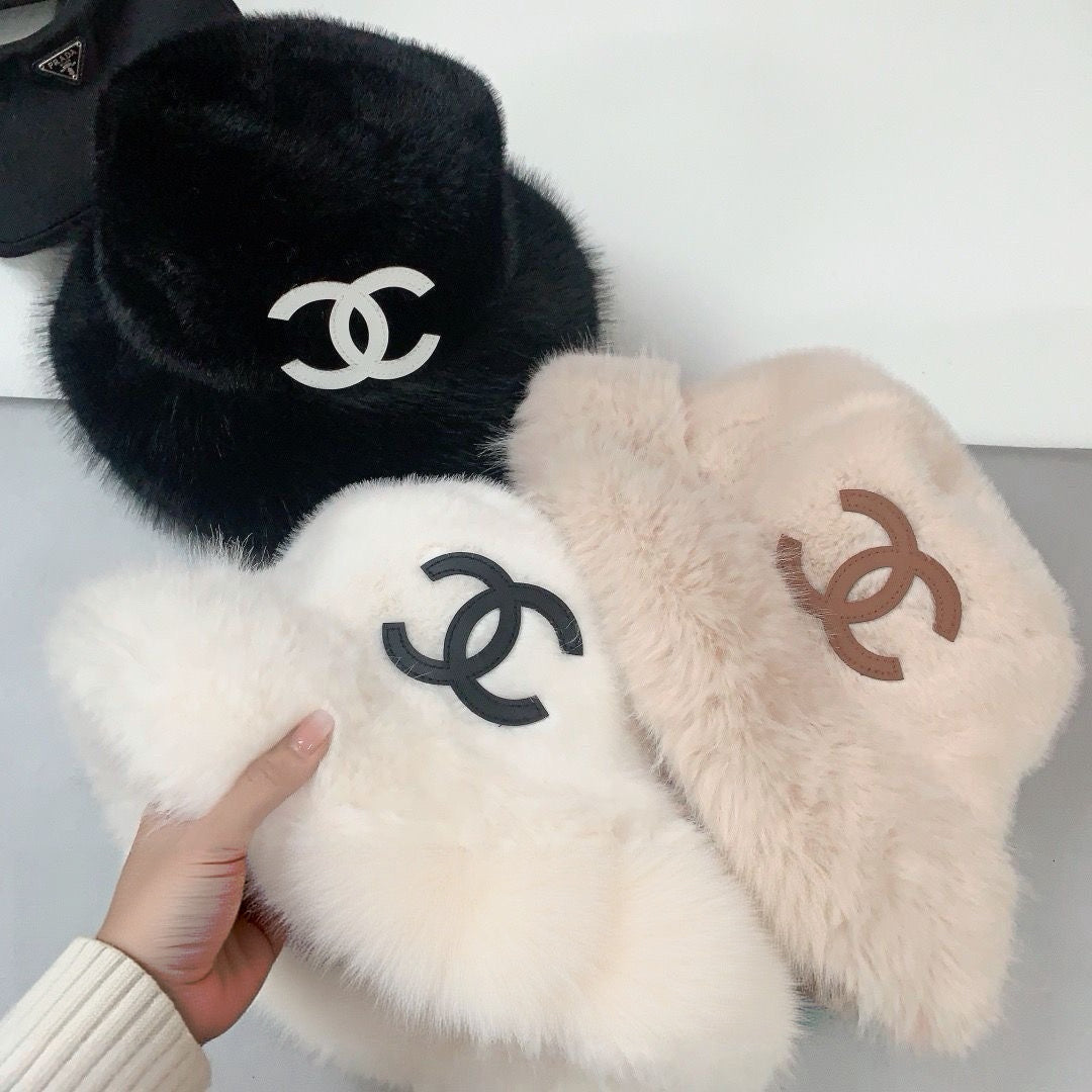 Women’s Faux Fur Bucket Hat Winter Warm Plush Furry Hat